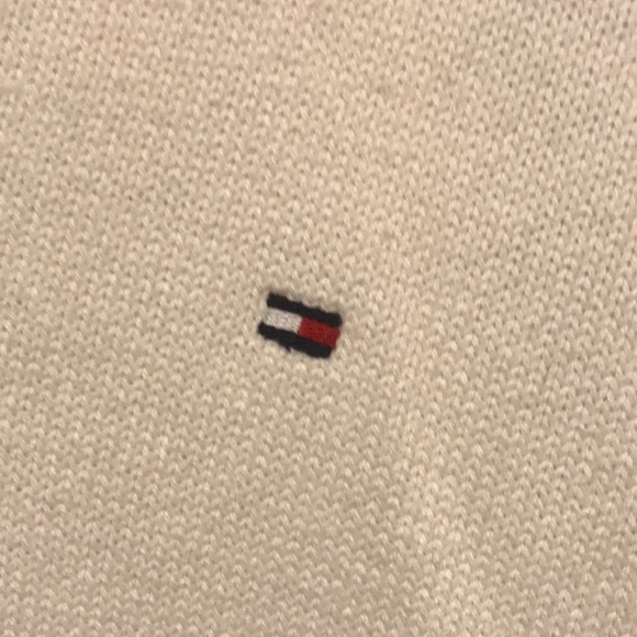 Tommy Hilfiger sweater - Picture 3 of 5